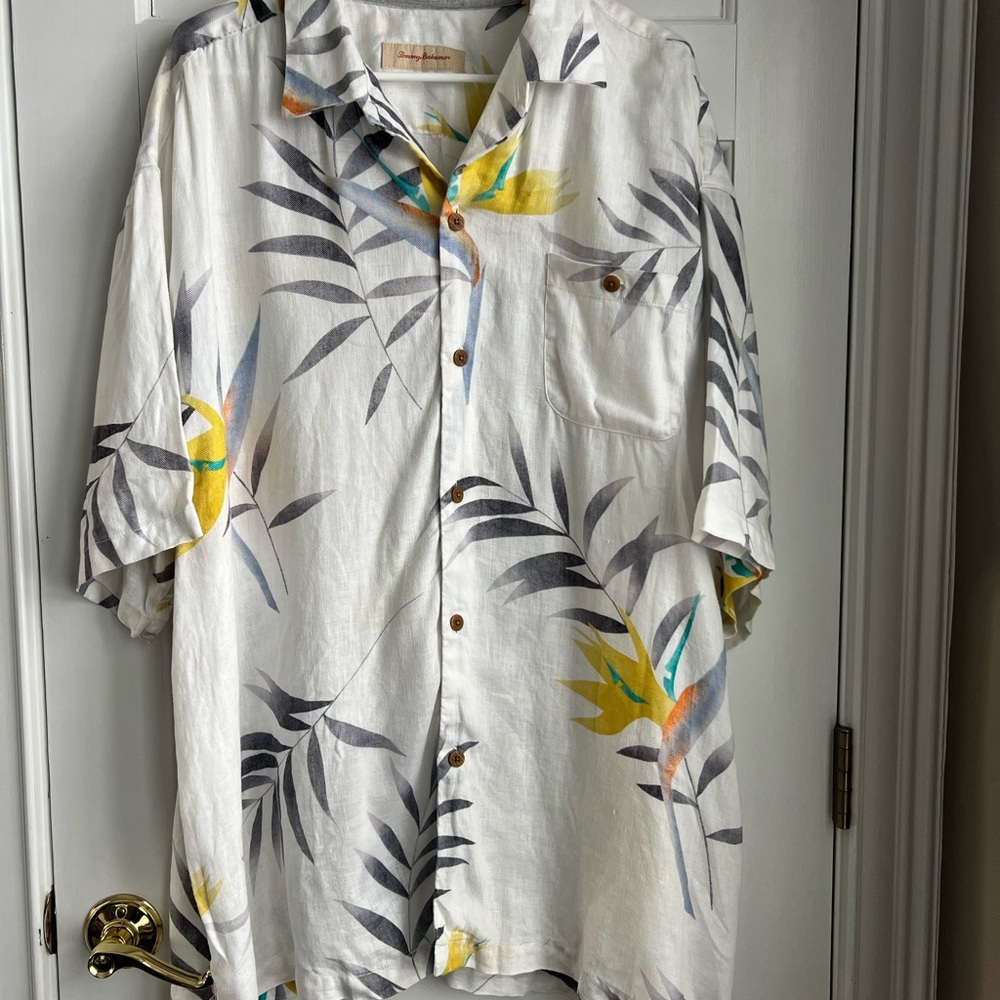 Tommy Bahama White and Gray Tropical Men's Shirt
